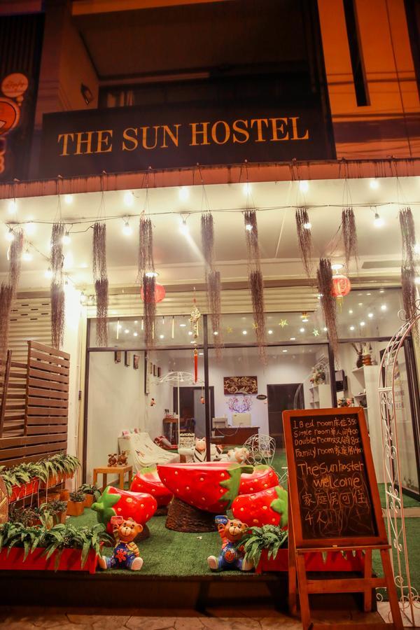 The Sun Hostel Τσιάνγκ Μάι Εξωτερικό φωτογραφία
