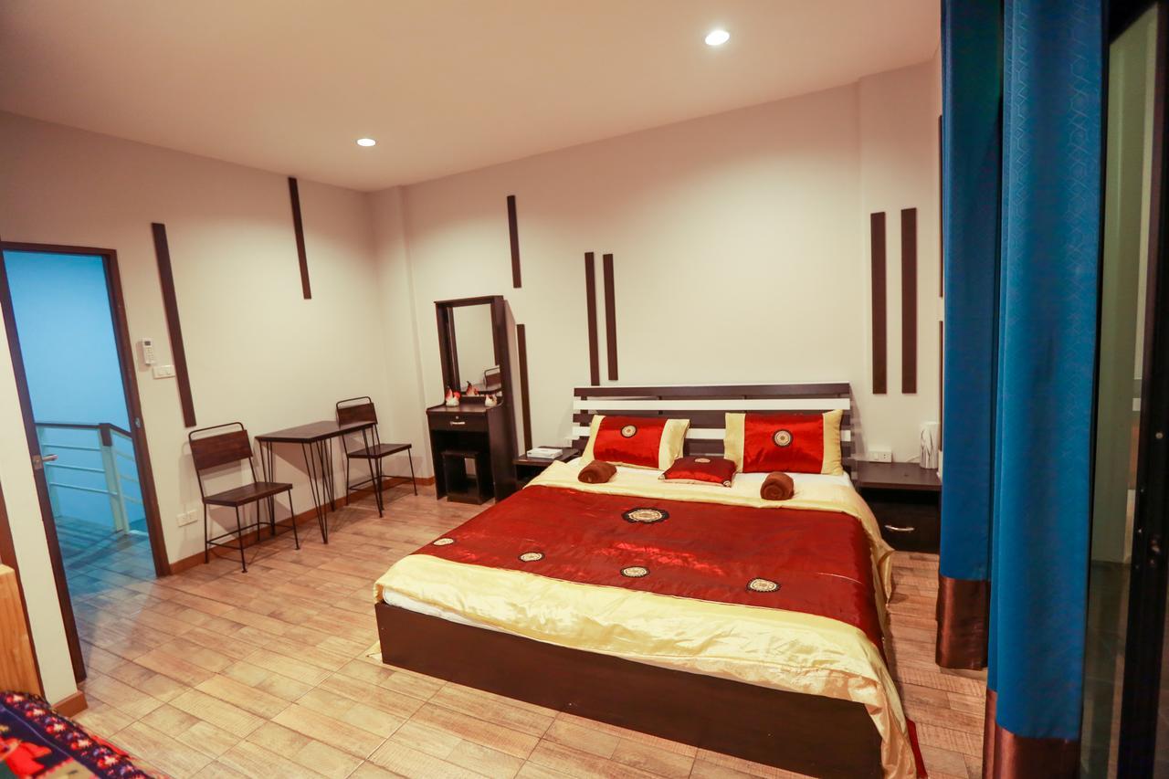 The Sun Hostel Τσιάνγκ Μάι Εξωτερικό φωτογραφία